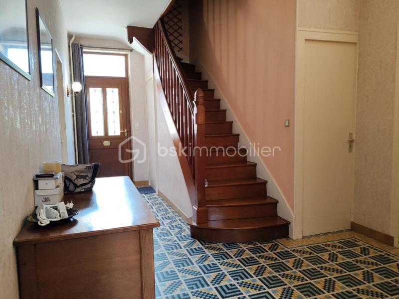 Maison - 164 m² - 7 pièces