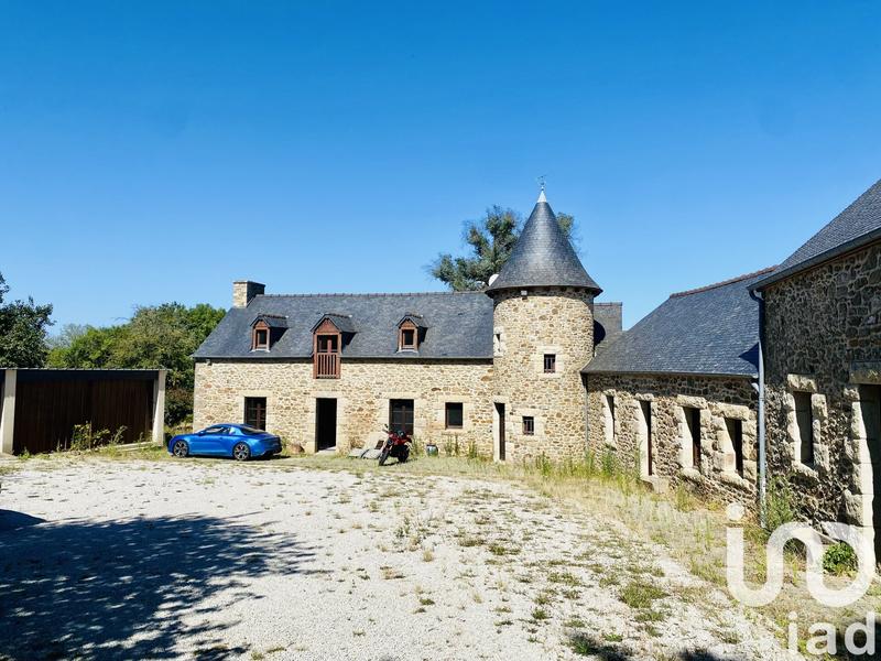 Maison - 301 m² - 11 pièces