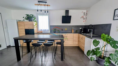 Maison traditionnelle - 138 m² - 6 pièces