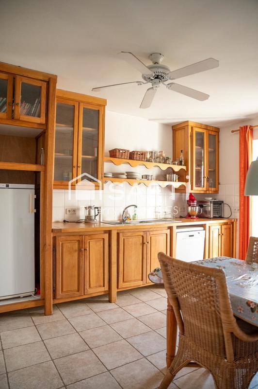 Maison - 232 m² - 7 pièces