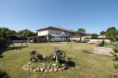 Maison - 151 m² - 5 pièces