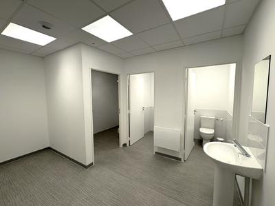 Local d'activité / Entrepôt - 700 m²