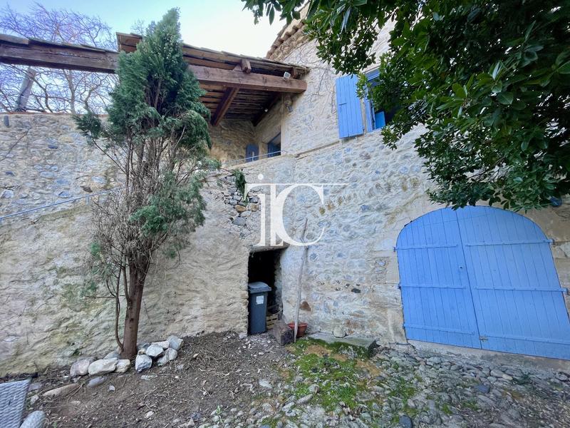 Maison en pierre - 188 m² - 7 pièces