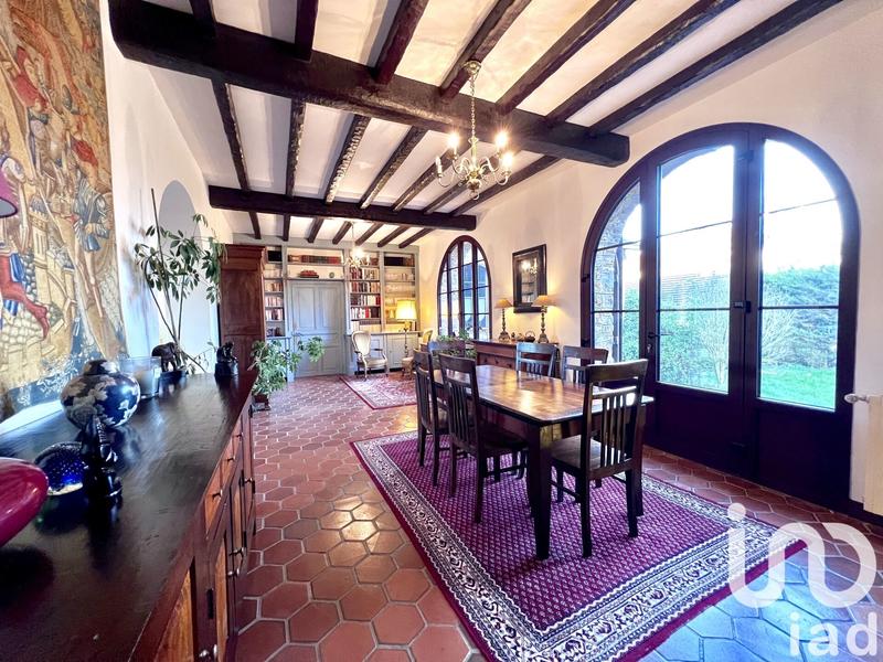 Maison - 400 m² - 13 pièces