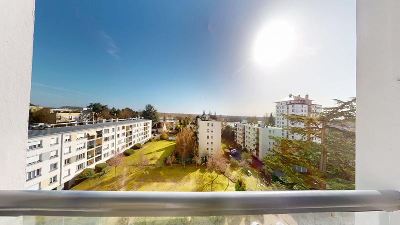 Appartement - 65 m² - 4 pièces