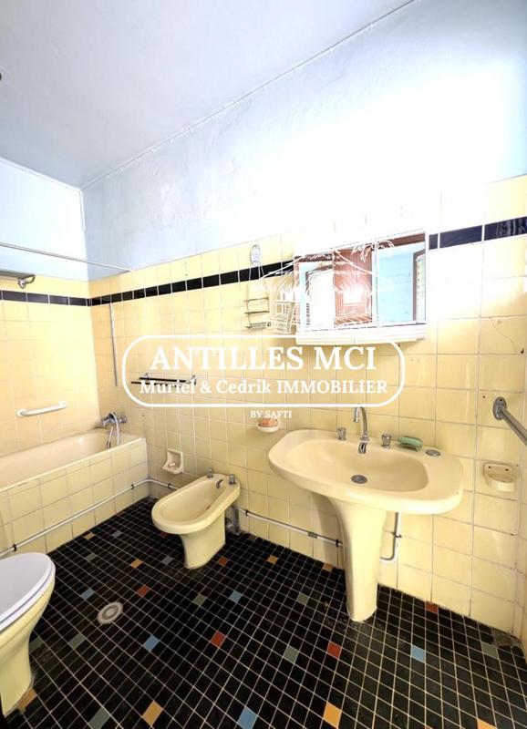 Maison - 199 m² - 10 pièces