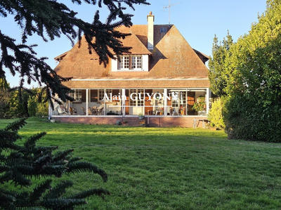 Maison traditionnelle - 144 m² - 5 pièces