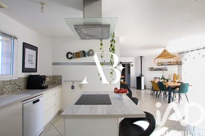 Maison - 98 m² - 4 pièces