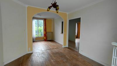 Maison - 106 m² - 6 pièces