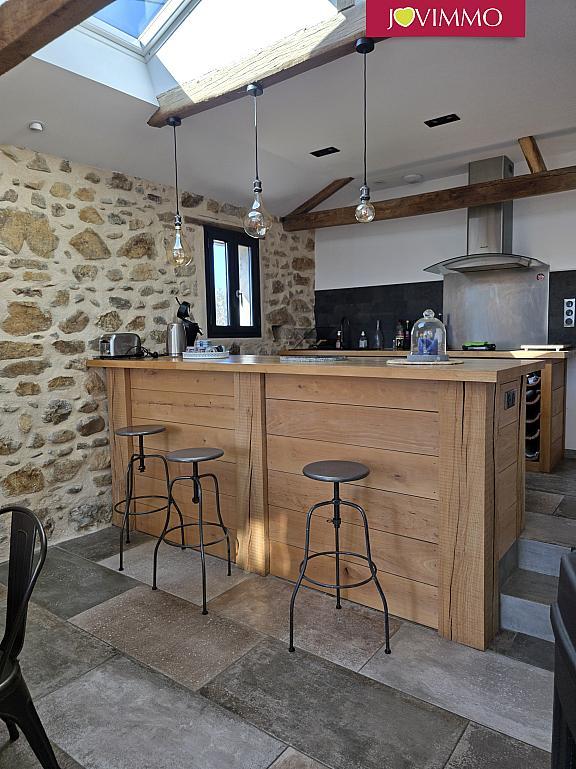 Maison - 310 m² - 10 pièces