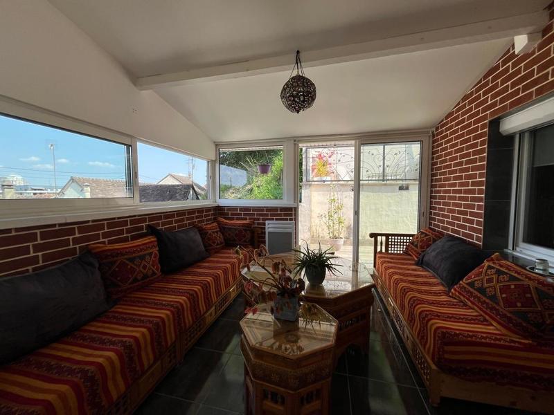 Maison - 104 m² - 4 pièces