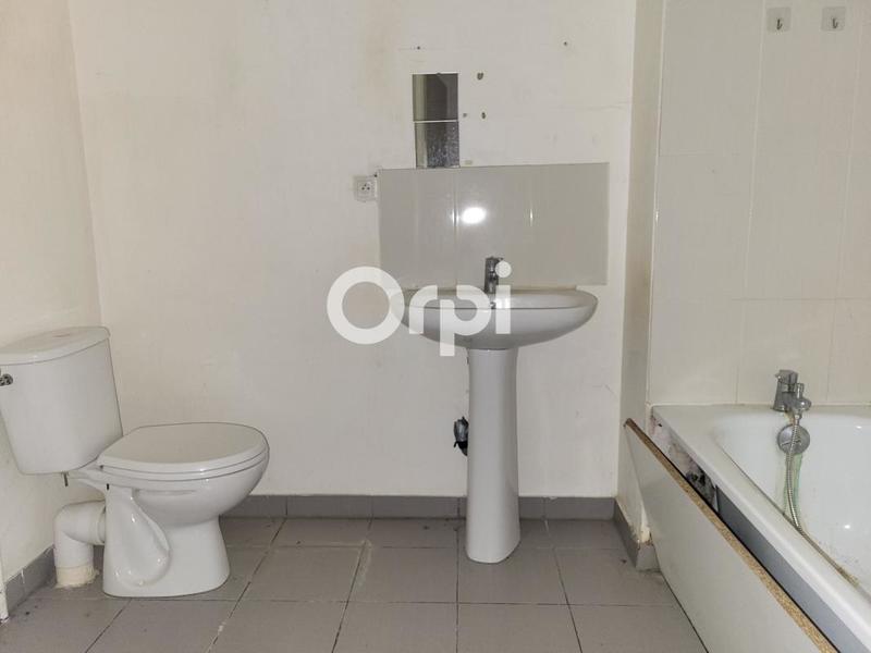 Studio - 30 m² - 1 pièce