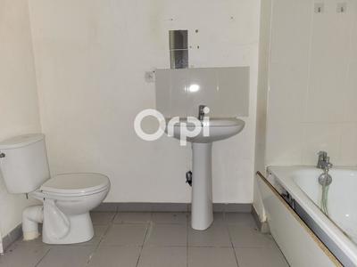 Studio - 30 m² - 1 pièce