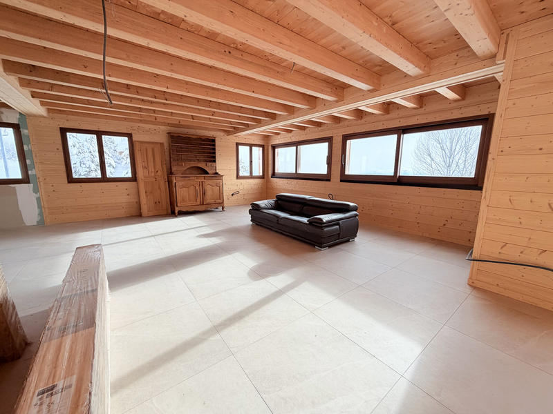 Châlet - 306 m² - 9 pièces