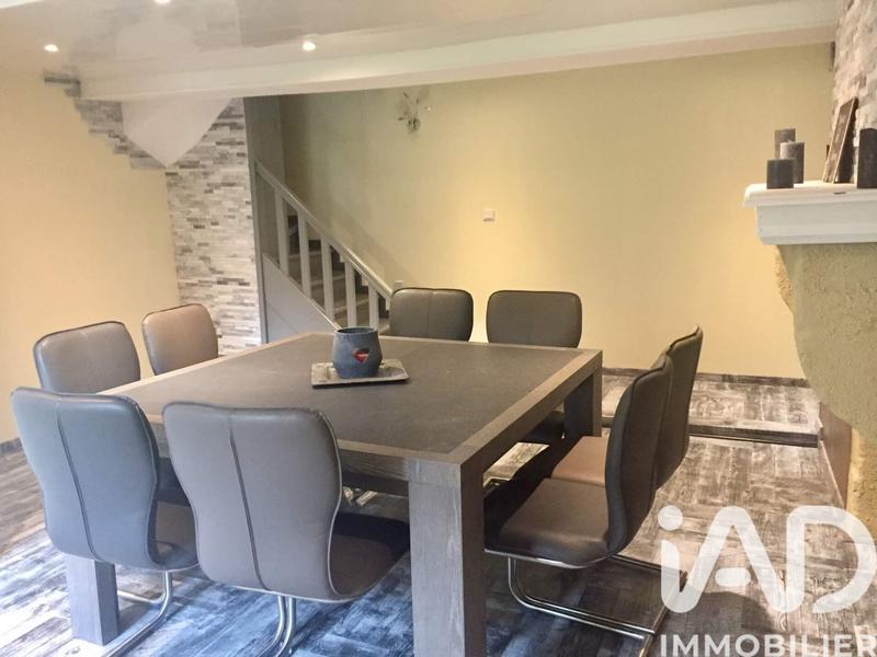 Maison - 152 m² - 7 pièces