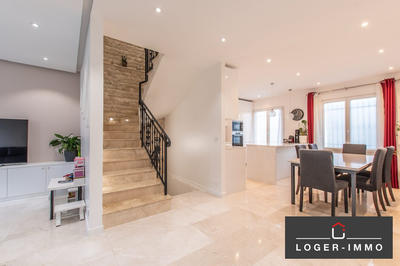 Maison - 152 m² - 6 pièces