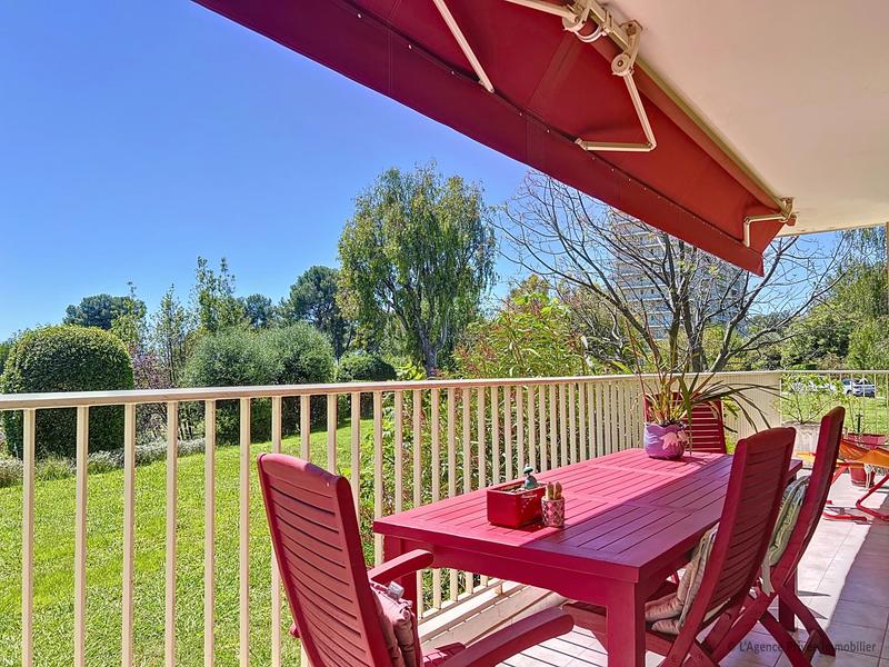 Appartement - 110 m² - 5 pièces