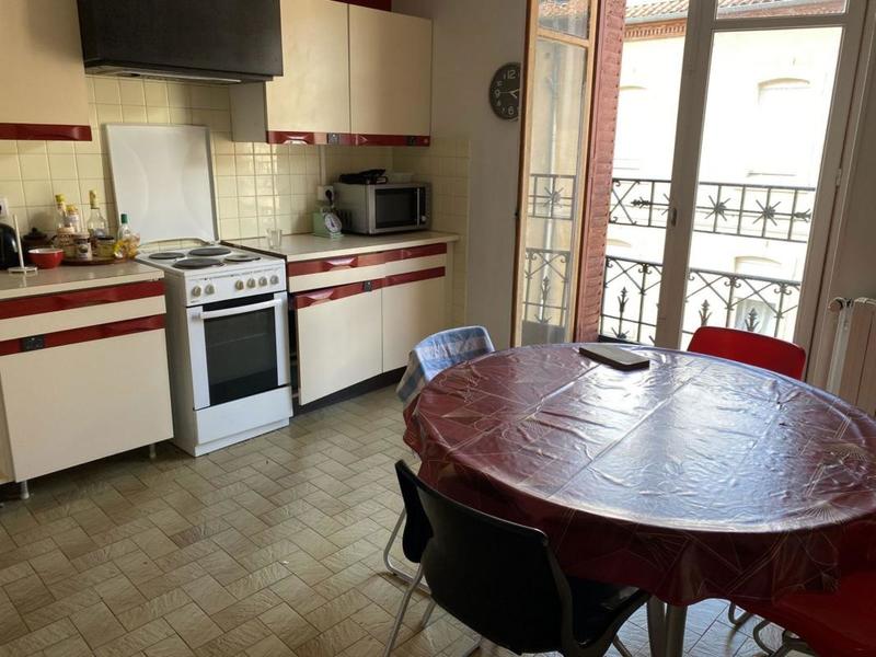 Immeuble - 1 750 m² - 32 pièces