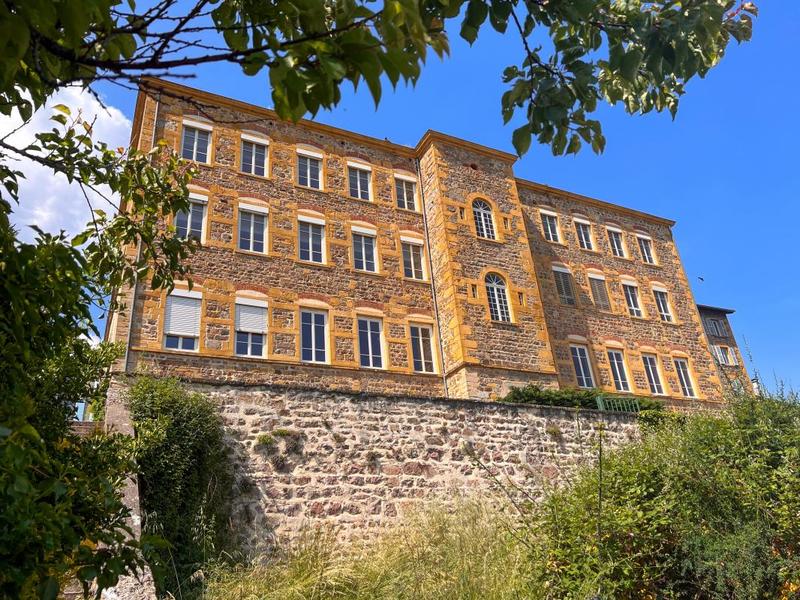 Appartement - 72 m² - 3 pièces