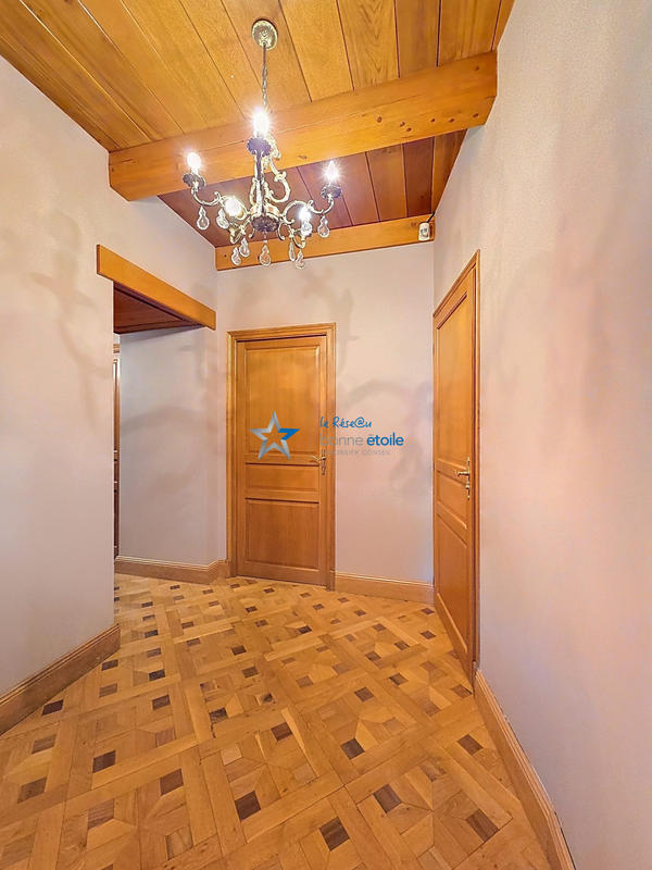 Maison - 131 m² - 6 pièces