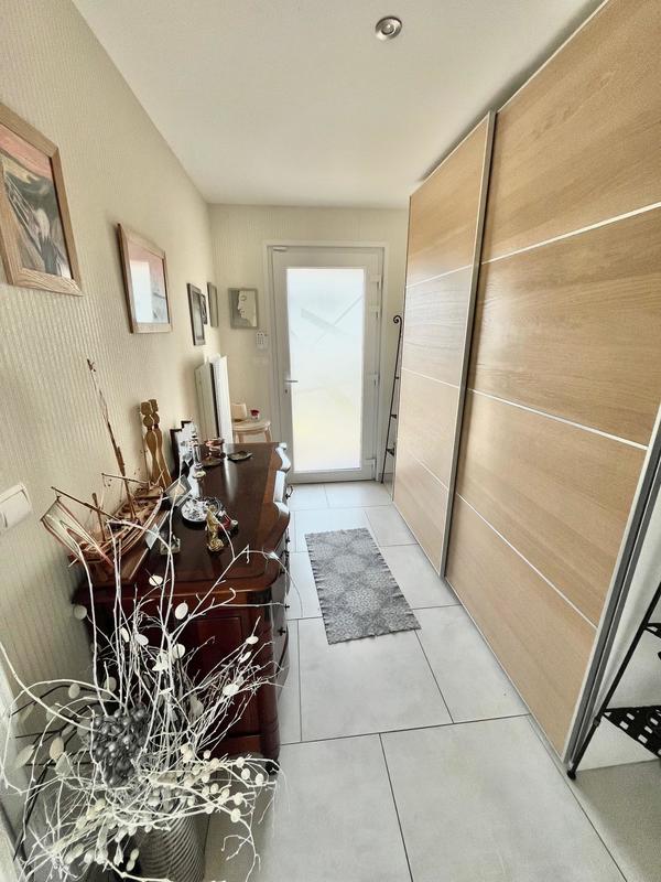 Pavillon - 130 m² - 6 pièces