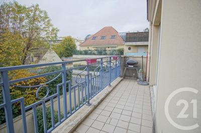 Appartement - 88 m² - 4 pièces
