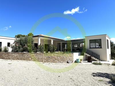 Villa - 167 m² - 6 pièces