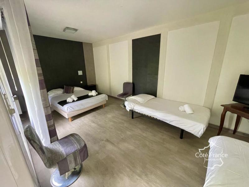 Immeuble - 900 m² - 30 pièces