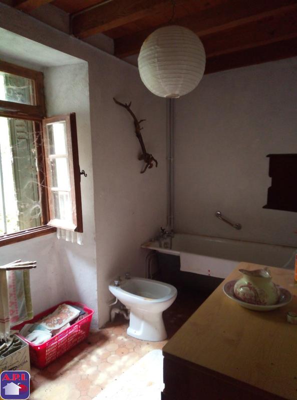 Maison - 278 m² - 5 pièces