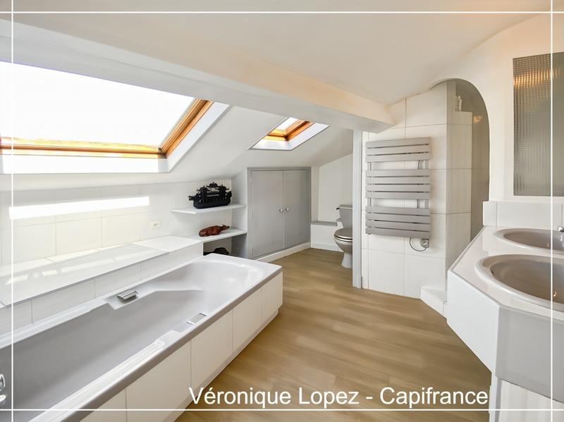 Appartement - 145 m² - 6 pièces