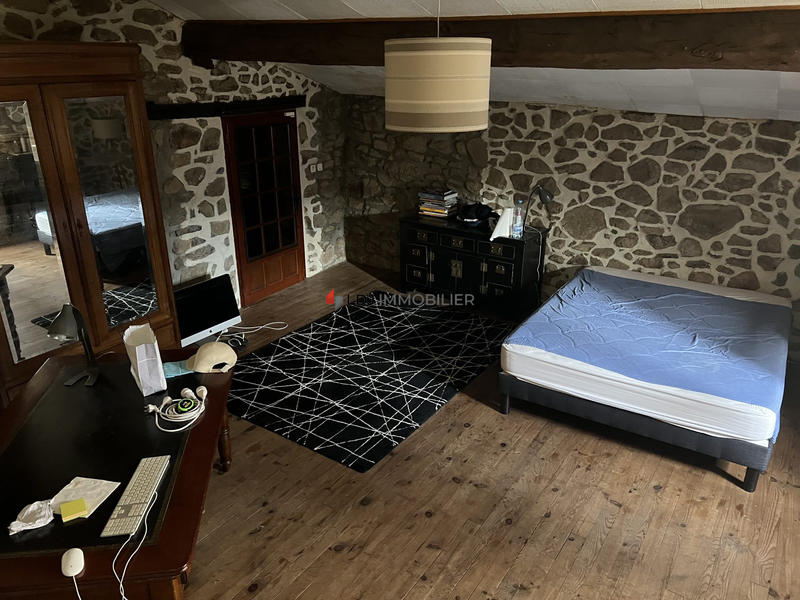 Mas - 240 m² - 5 pièces