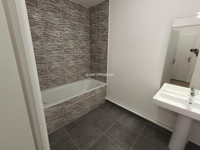 Appartement - 57 m² - 3 pièces