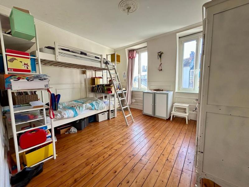 Maison - 155 m² - 7 pièces