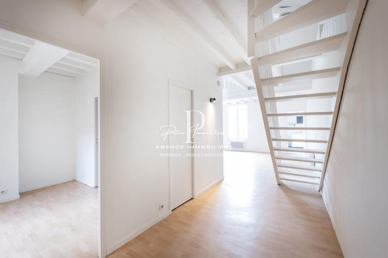 Duplex - 101 m² - 4 pièces