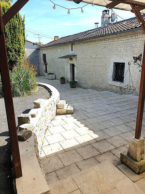 Maison en pierre - 145 m² - 6 pièces