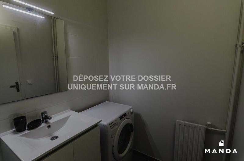 Chambre - 11 m² - 4 pièces