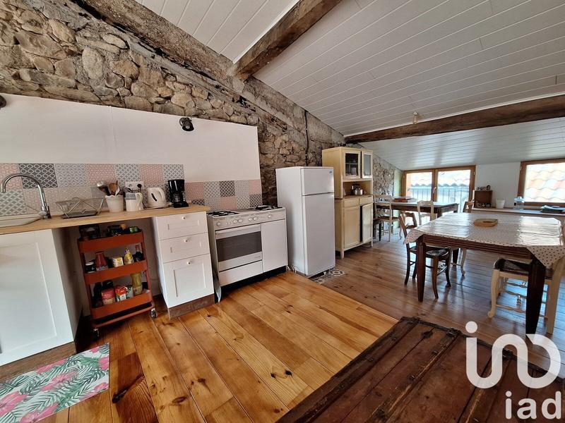 Maison de village - 80 m² - 5 pièces