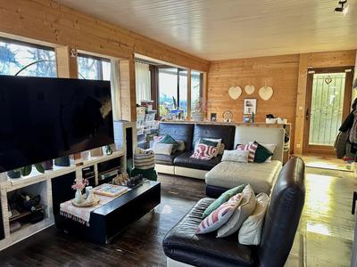 Maison - 101 m² - 4 pièces