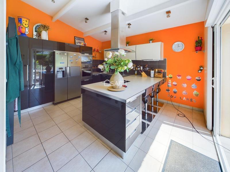 Maison - 172 m² - 5 pièces