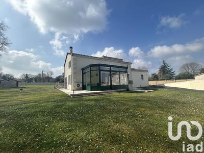 Maison - 286 m² - 8 pièces