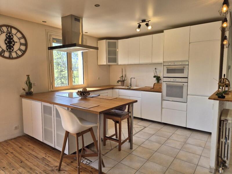 Maison - 122 m² - 5 pièces