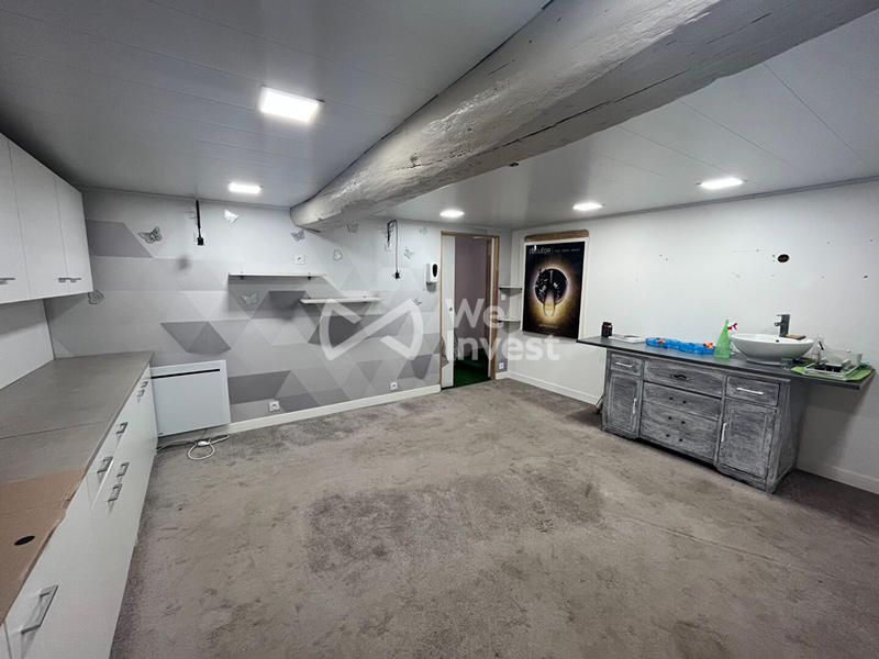 Local commercial - 90 m² - 3 pièces