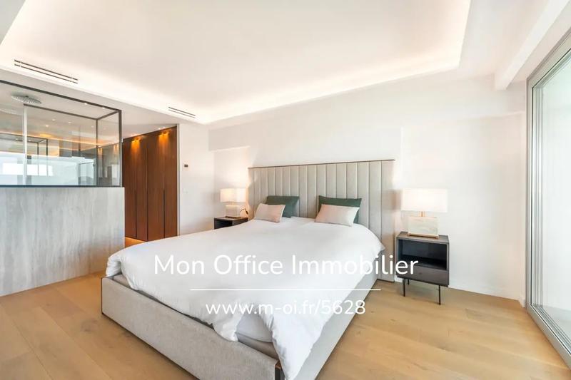 Appartement - 85 m² - 3 pièces