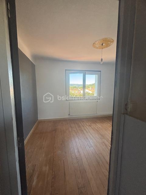 Maison de ville - 79 m² - 6 pièces