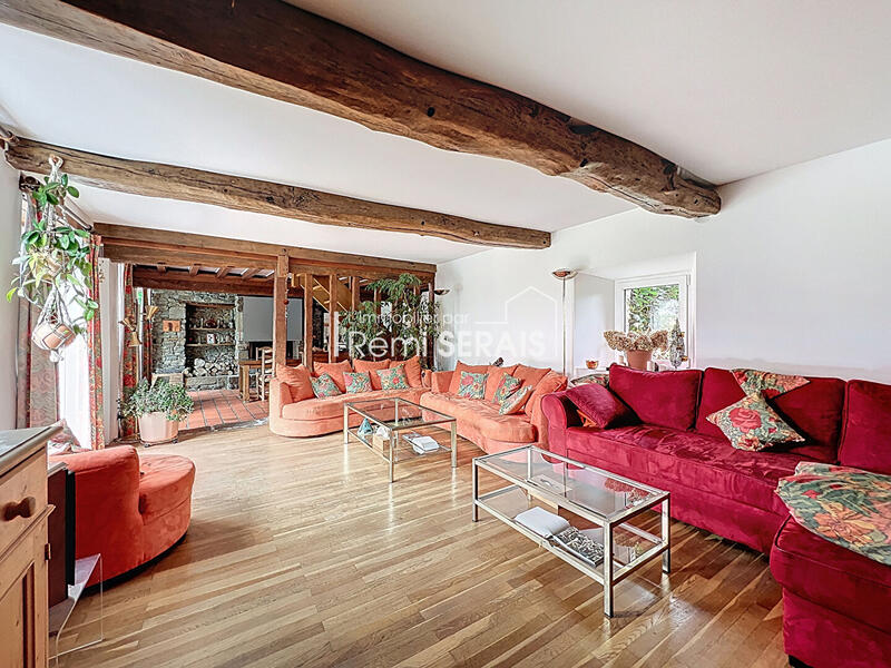 Maison - 190 m² - 5 pièces