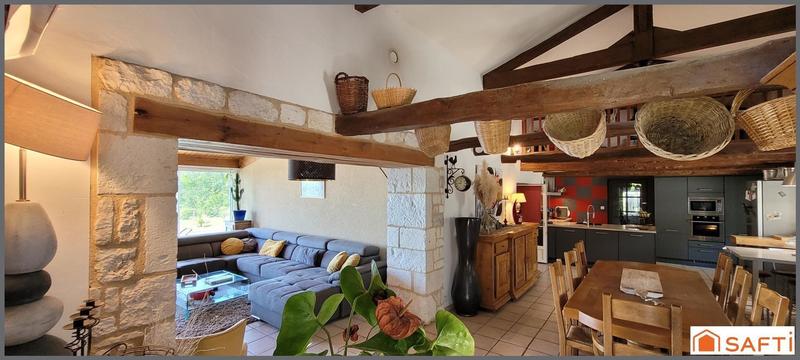 Maison - 140 m² - 6 pièces