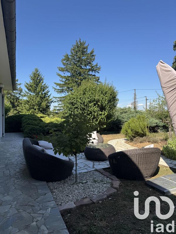 Maison - 167 m² - 8 pièces