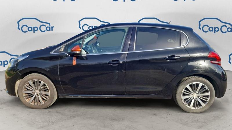 Peugeot 208 1.6 BlueHDi 120 Roland Garros