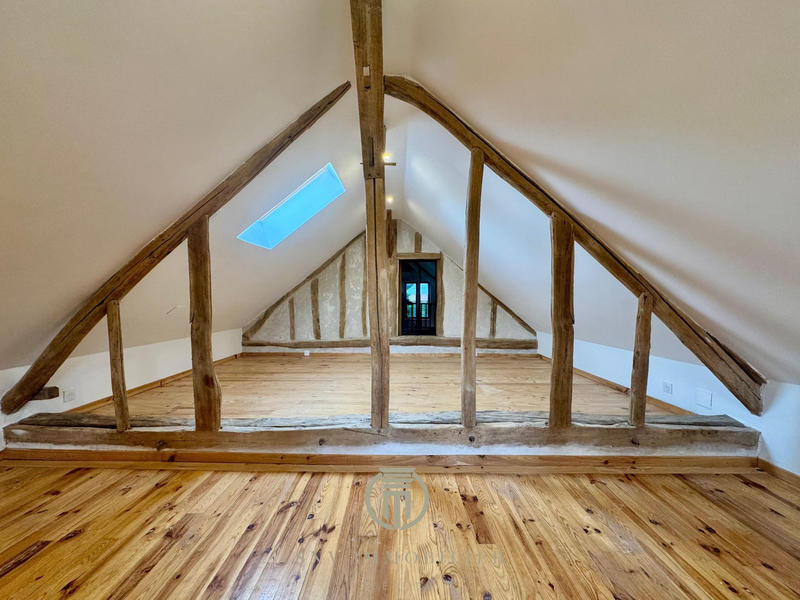 Maison - 170 m² - 7 pièces