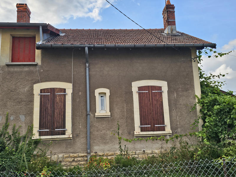 Maison - 80 m² - 4 pièces
